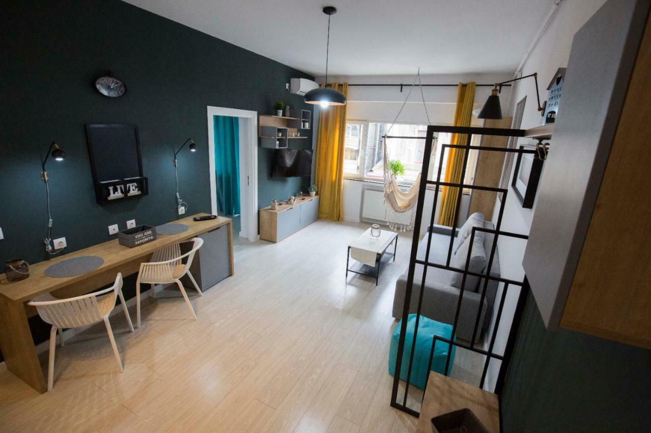 Ideal Apartment Bukarest